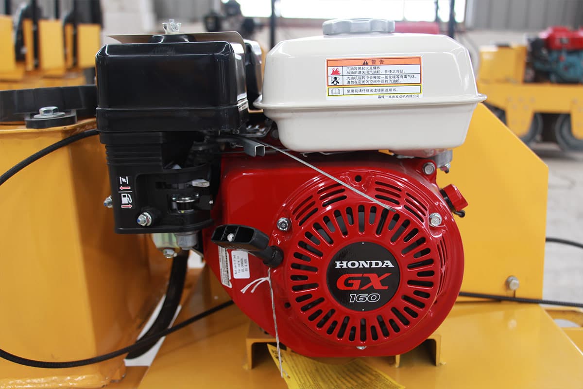 Rodillo compactador HW-450 - 4